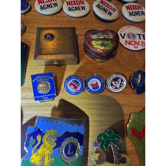 Vintage Estate Junk Drawer Lot - Picture 6 of 9